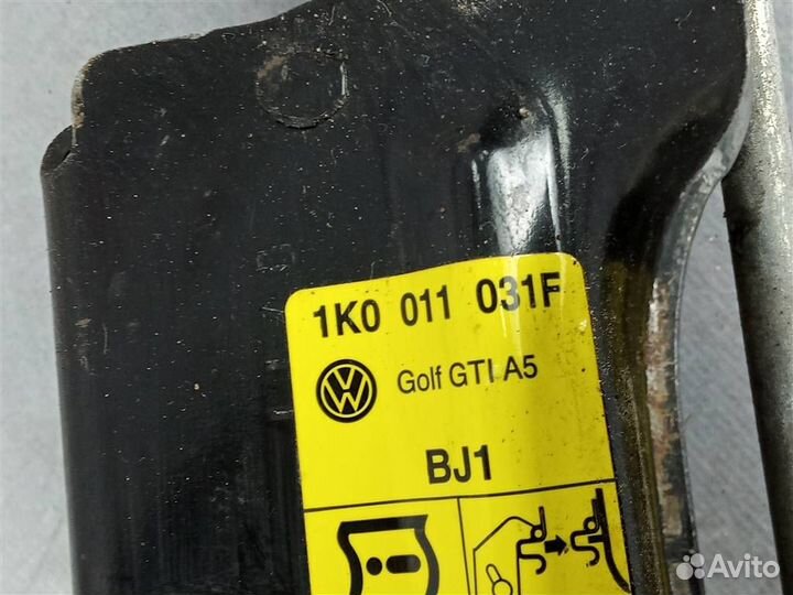 Домкрат автомобильный VW Golf VI 2009-2012
