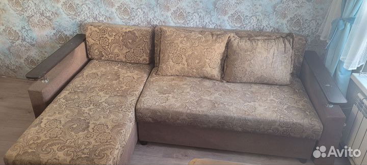 Угловой диван бу