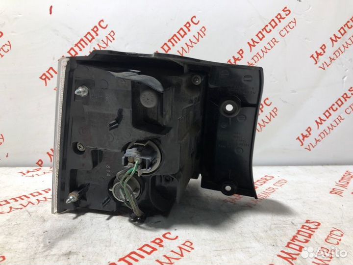 Фонарь задний правый Mitsubishi Outlander XL 4B12