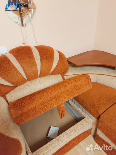 Угловой диван