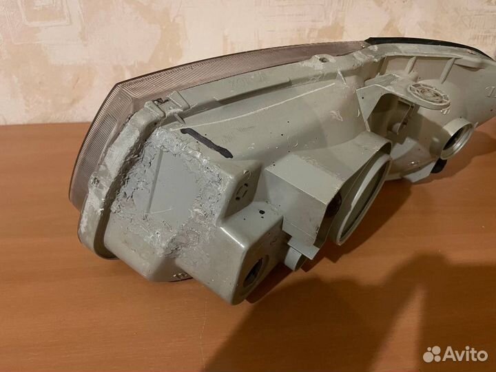 Фара и левое стекло hyundai accent