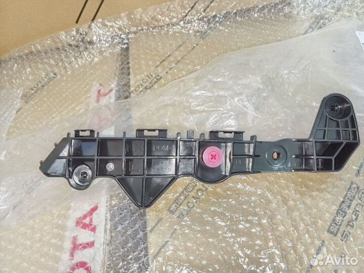 Кронштейн бампера передний Lexus Nx 2017-2021