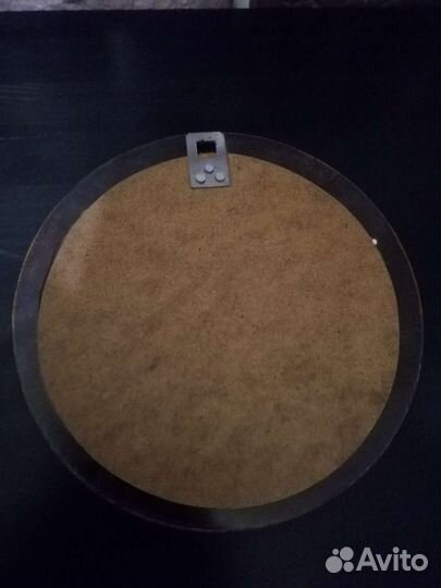 Старинное зеркало в керамической раме