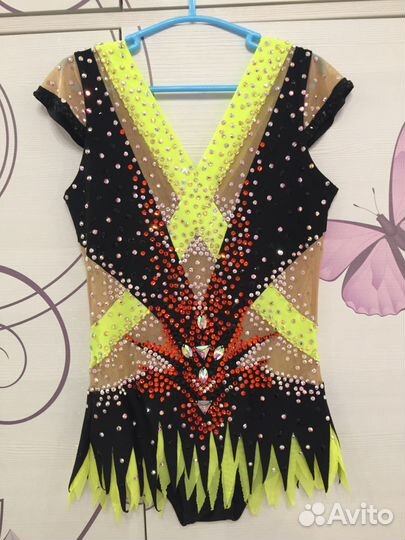 Купальник для художественной гимнастики