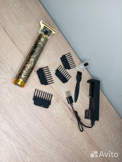Триммер для бороды и усов