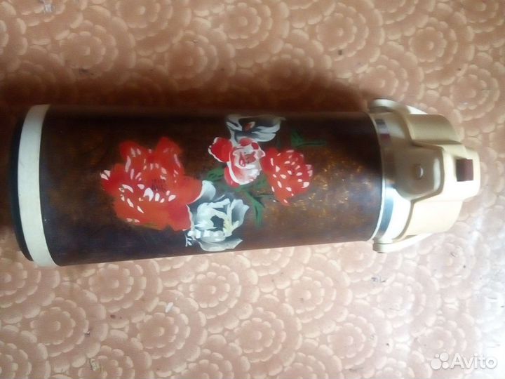 Термос с помпой