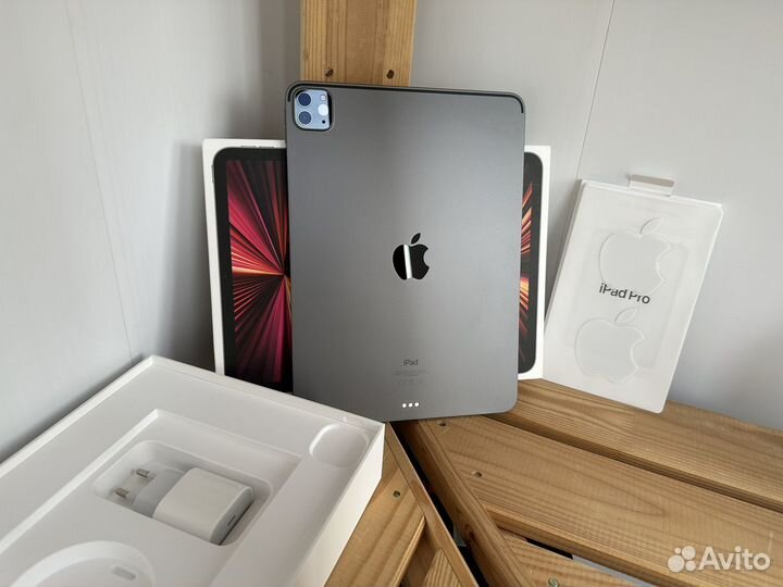 iPad Pro 11 M1 Идеал + Защитное стекло