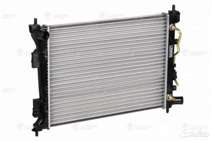 Luzar LRC 081L4 Радиатор охл. для а/м Hyundai Sola