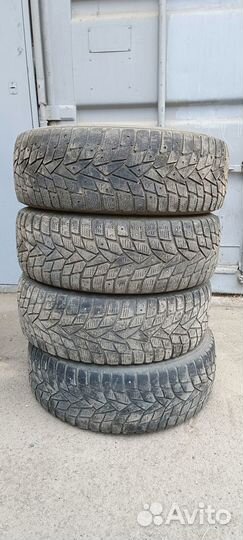 Dunlop SP Winter Ice 02 195/65 R15 95T