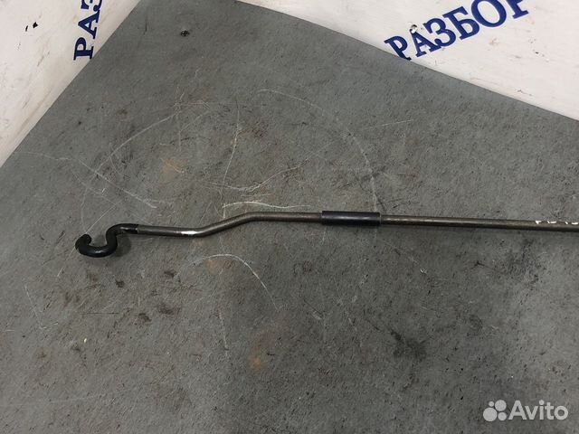 Упор капота Nissan Sanny FB15