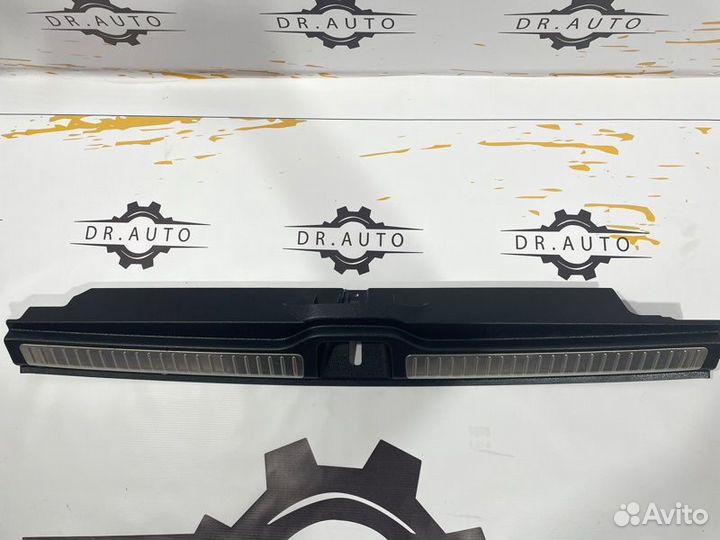 Накладка багажника Mercedes GLC W253 C253 Mercedes