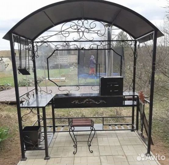 Мангал кованый с крышей
