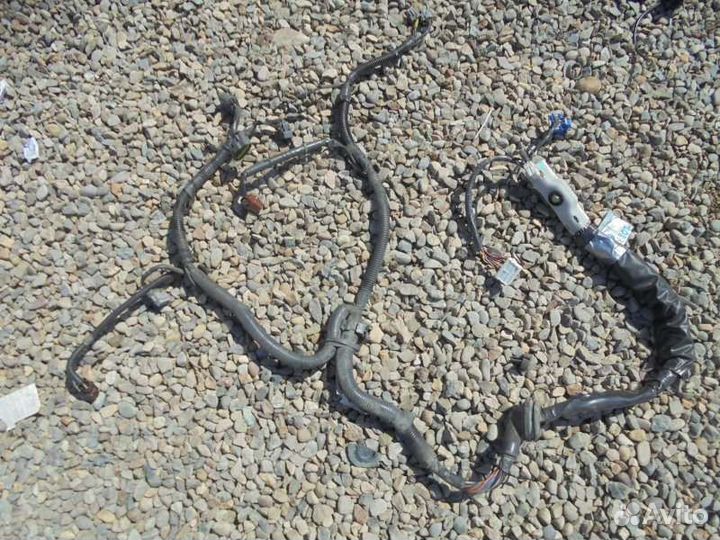 Коса двс Nissan Wingroad whny10 SR18DE 1998