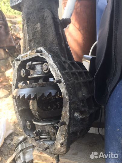 Редуктор бмв е32