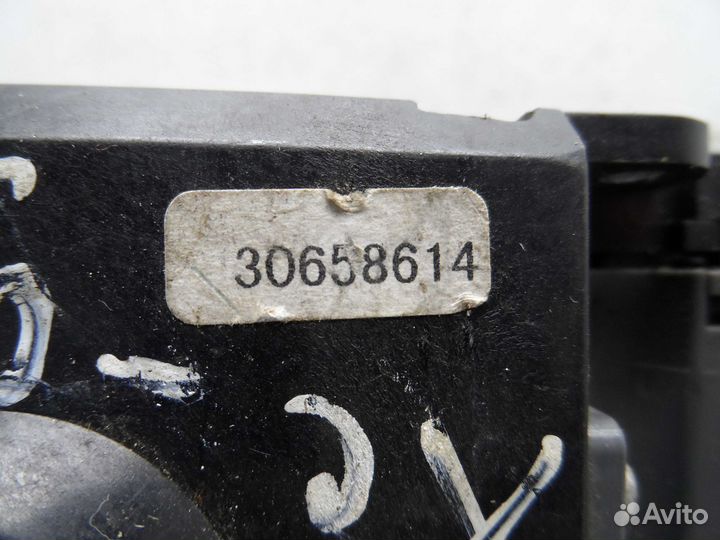 Переключатель подрулевой (стрекоза) Volvo XC90 1