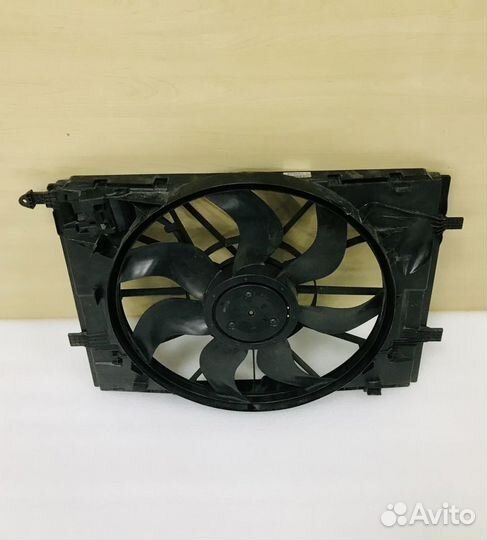 Кожух вентилятора Мерседес W213 A0995002100