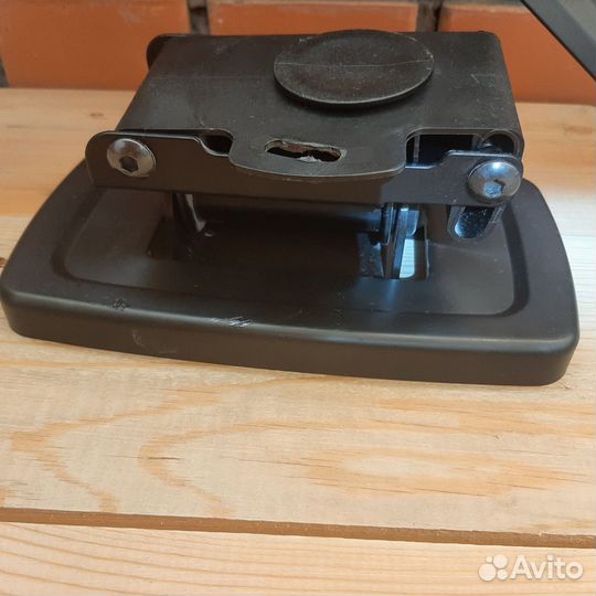 Кронштейн для телевизора на стену