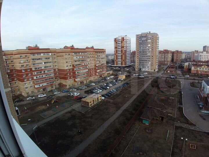 2-к. квартира, 72 м², 8/9 эт.