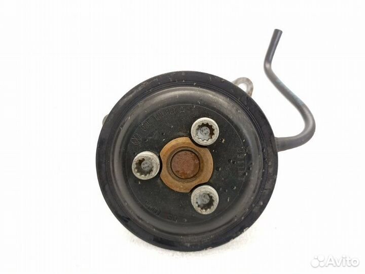 Помпа Volkswagen Polo 1.2 cbzb 2012