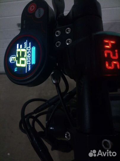 Электросамокат Kugoo М4 PRO 63км/ч 600w,литые шины