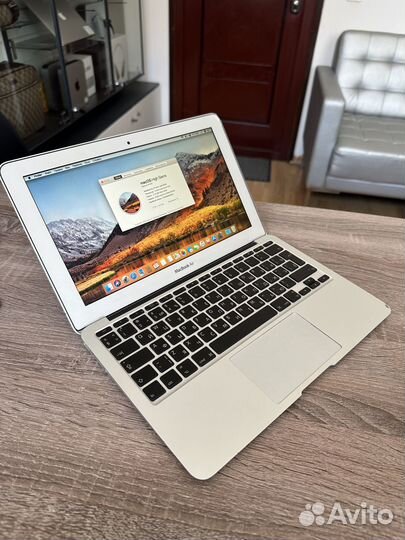 MacBook Air 11 2010 2/64gb