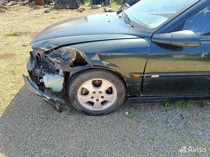 Опель Вектра Б 1.6 (В разборе)