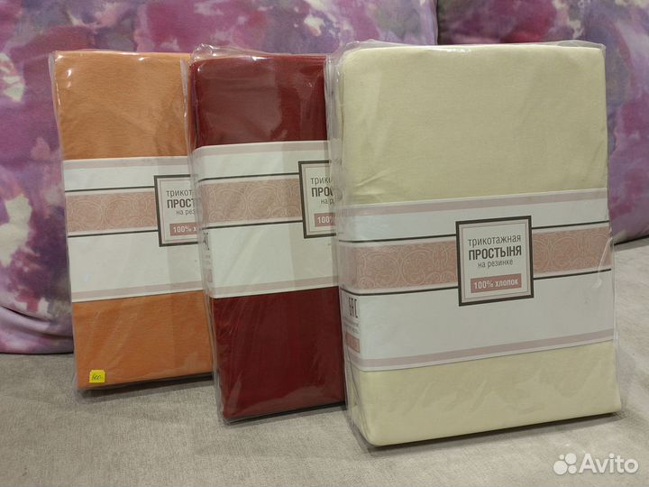 Простынь на резинке 180 х 200