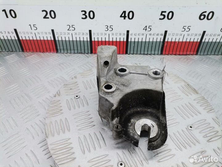 Кронштейн двигателя Citroen C4 Picasso 2007