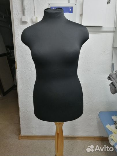Манекен портновский выставочный женский