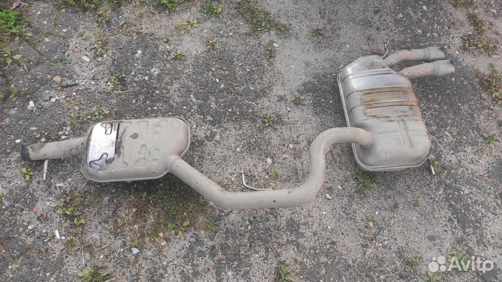 Глушитель Tiguan 1