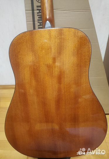 Акустическая гитара Yamaha FG800