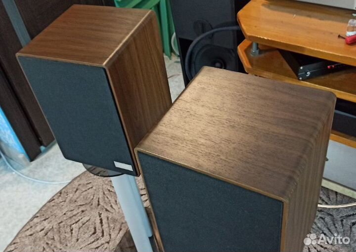 Акустика RFT со стойками