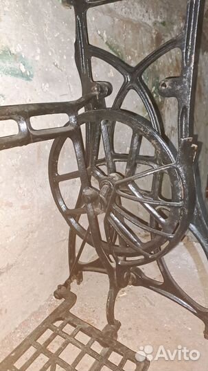 Станина от швейной машинки чугун