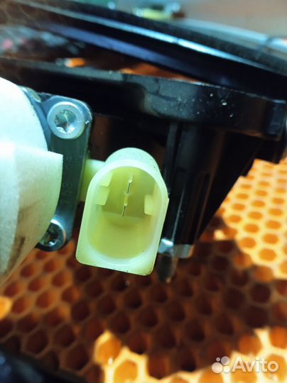 Стеклоподъемник электр. передний левый Datsun on-D