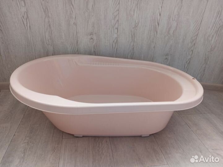 Ванночка для купания новорожденного