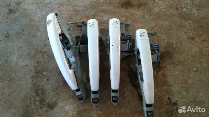 Peugeot 308 ручка двери правая