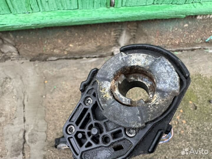 Электроскладывание зеркал Audi A6 C6 рест