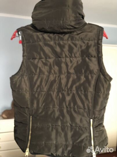 Жилет женский утепленный H&M 46 размер