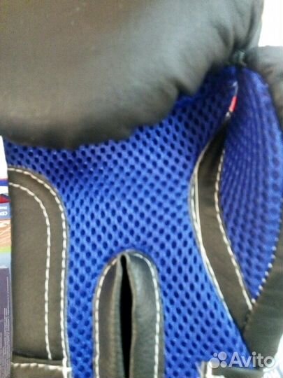 Боксерские перчатки