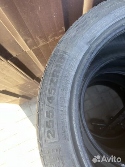 CrossLeader DH01 255/45 R18