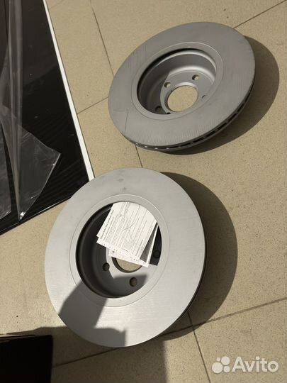 Тормозные диски BMW f 10 520i