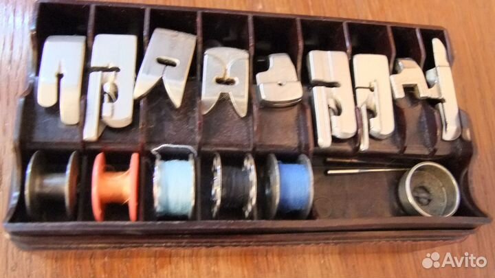 Швейная машинка altenburg