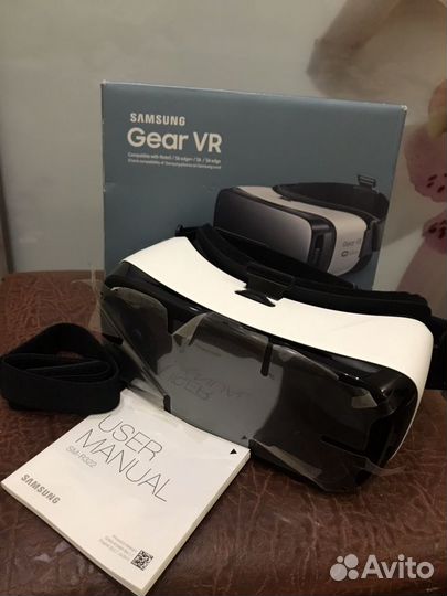 Очки виртуальной реальности samsung Gear VR SM-R32