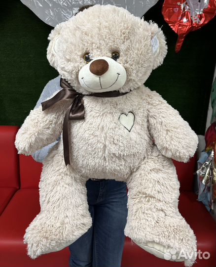 Плюшевый медведь