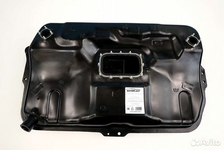 Топливный бак Suzuki Swift