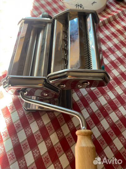 Машинка для пасты