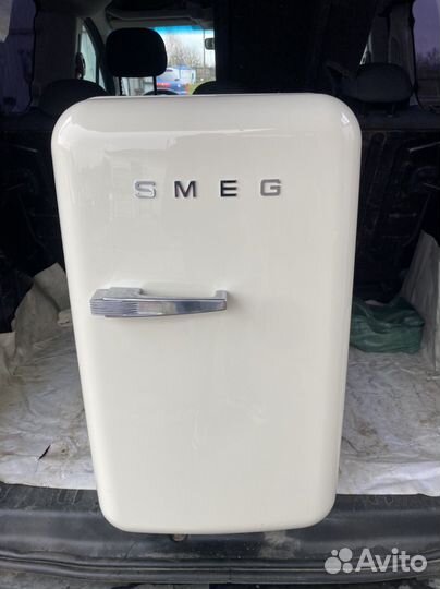 Холодильник smeg