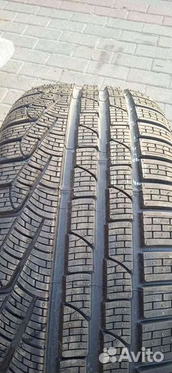 Pirelli Winter Sottozero 240 Serie II 245/45 R19