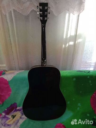 Акустическая гитара бу