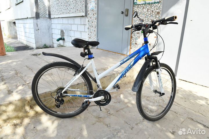 Женский велосипед Forward Iris 816 (2012)